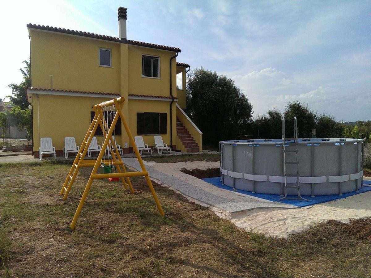 Apartment Silvija Ližnjan Dış mekan fotoğraf
